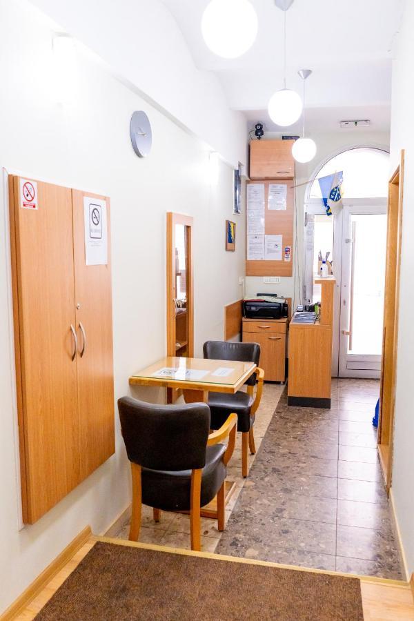 Bascarsija Guesthouse - Private Bath, Tv & Aircon Sarajevo Luaran gambar