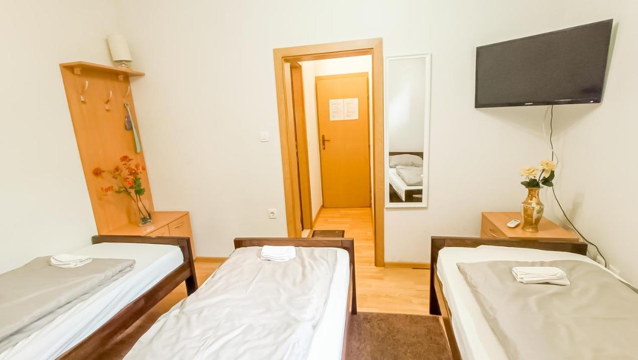 Bascarsija Guesthouse - Private Bath, Tv & Aircon Sarajevo Luaran gambar