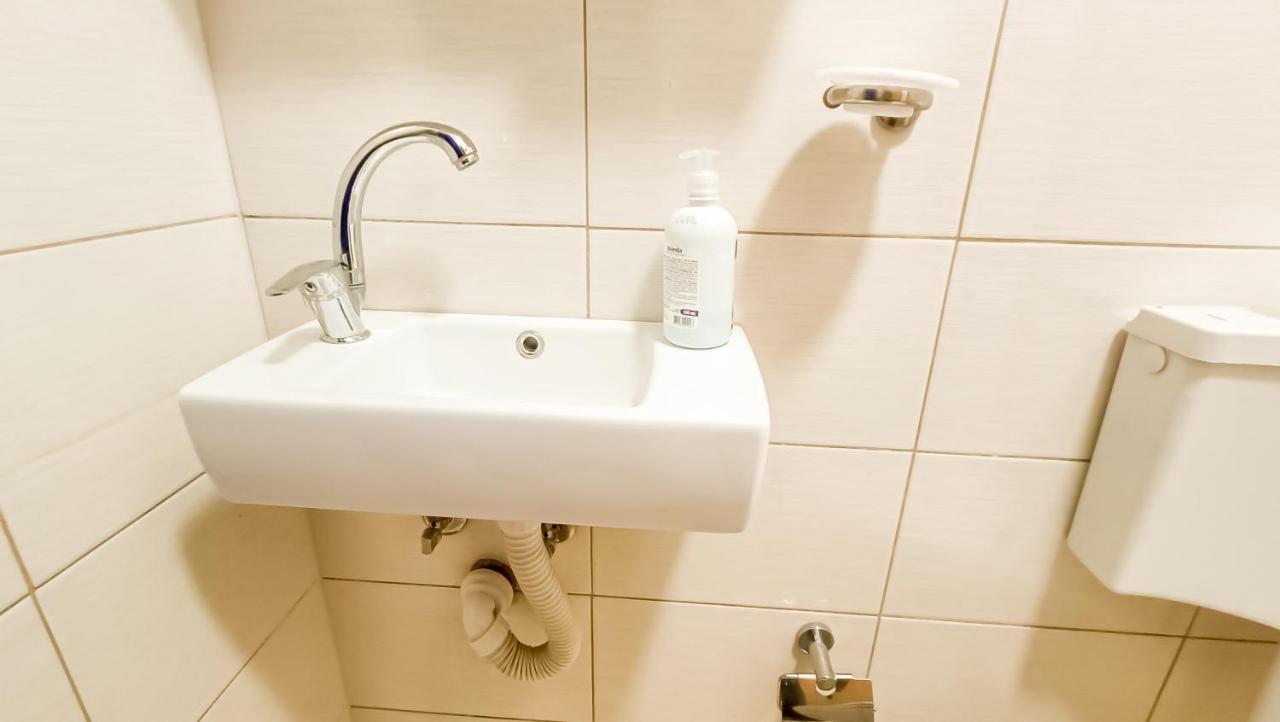 Bascarsija Guesthouse - Private Bath, Tv & Aircon Sarajevo Luaran gambar